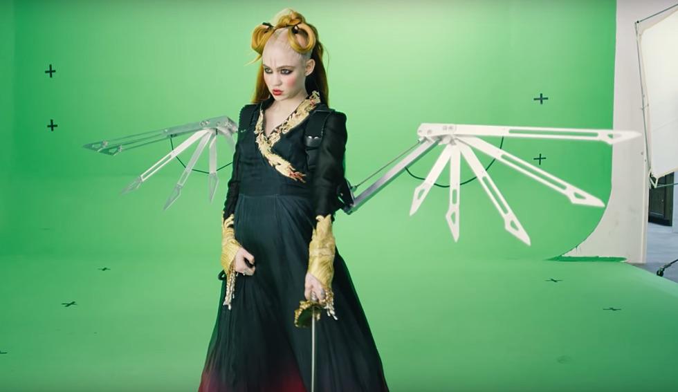 Coronavirus update: make your own Grimes video from greenscreen footage 