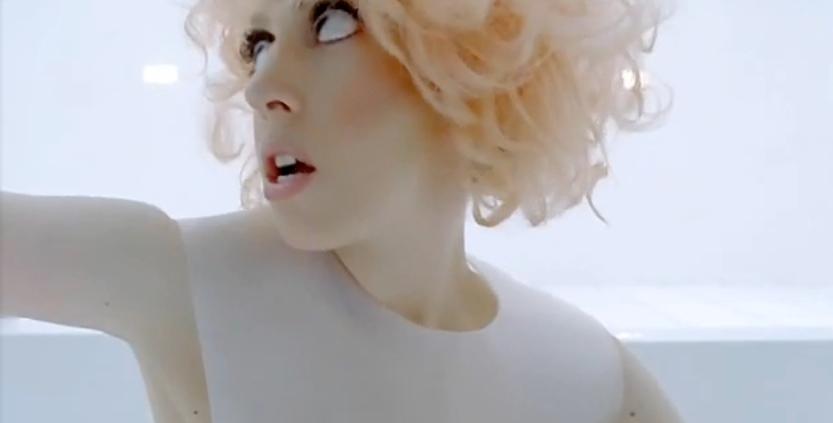 Gaga’s Bad Romance rules the VMAs 2010 with seven Moonmen