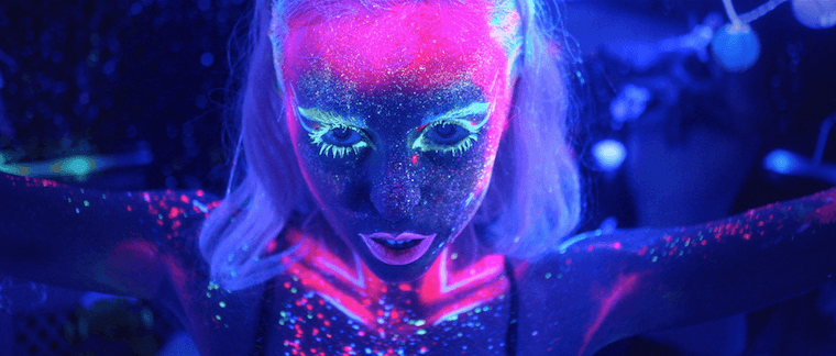 Kyla La Grange 'Cut Your Teeth' by De La Muerte