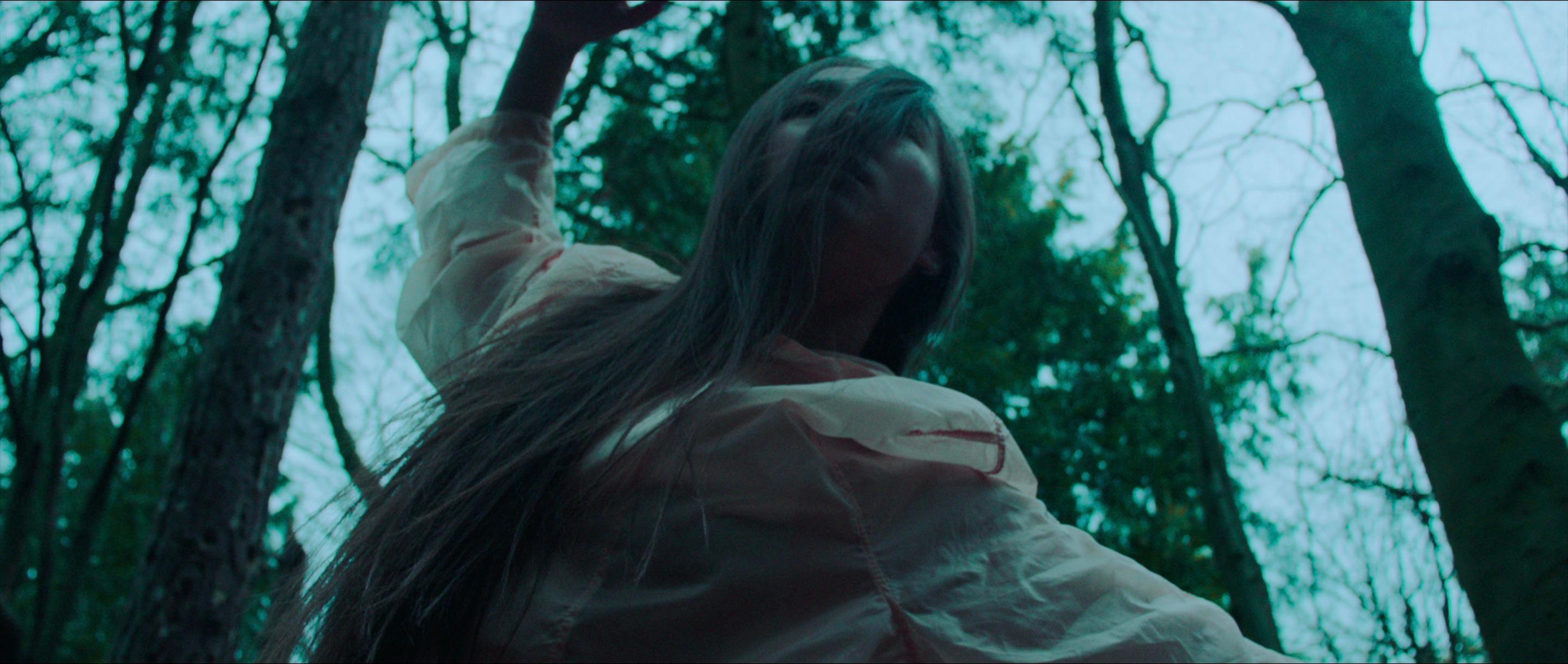 Lolè 'Thoughts Of Us' by Rich Hall